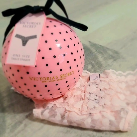 NWT Victoria's Secret Thong Panty & Ornament - Picture 5 of 5